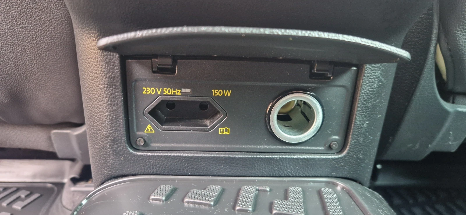 VW Passat BITDI/4?4, снимка 12 - Автомобили и джипове - 54574759