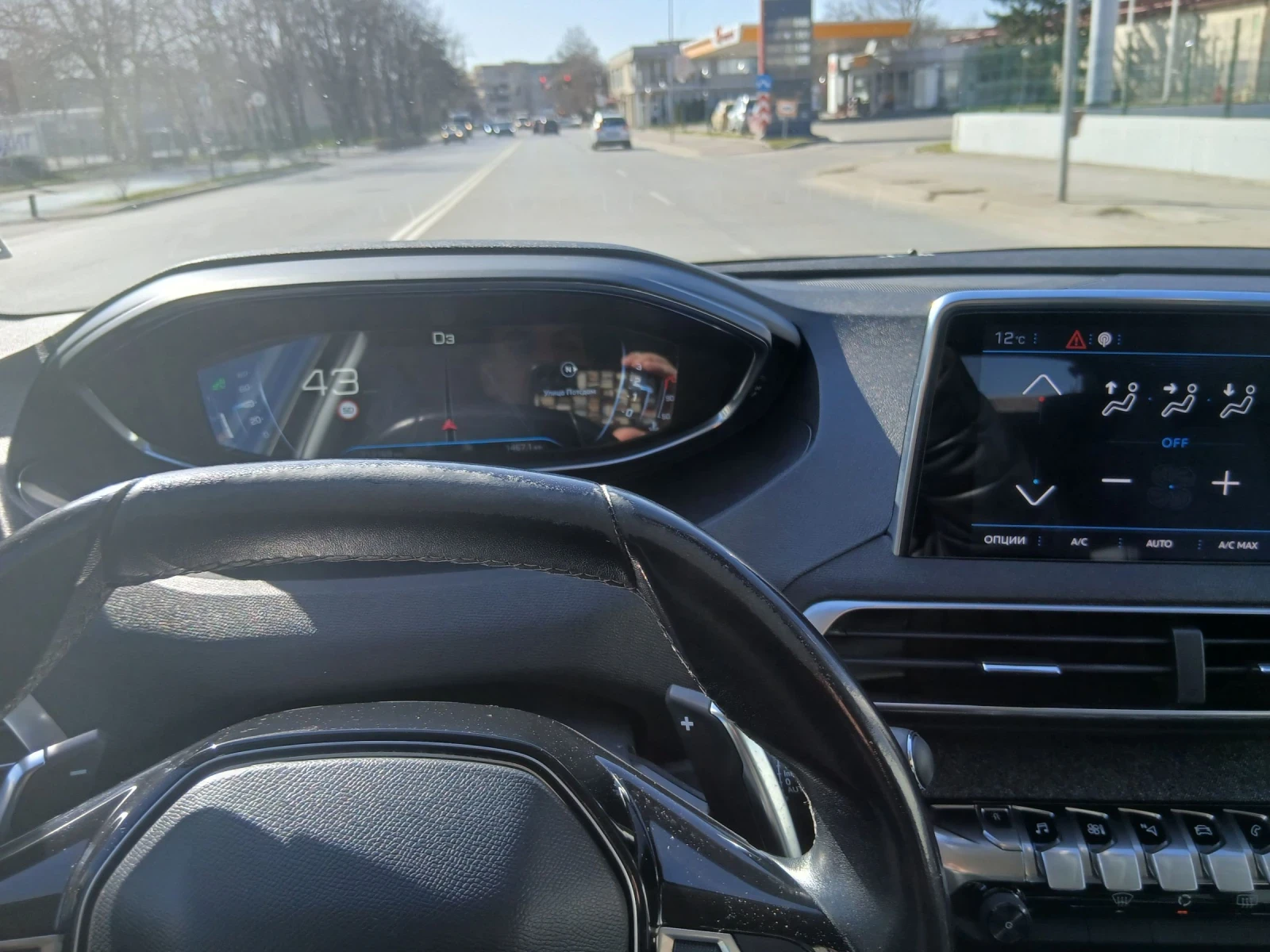 Peugeot 3008 1.2, снимка 11 - Автомобили и джипове - 54653231