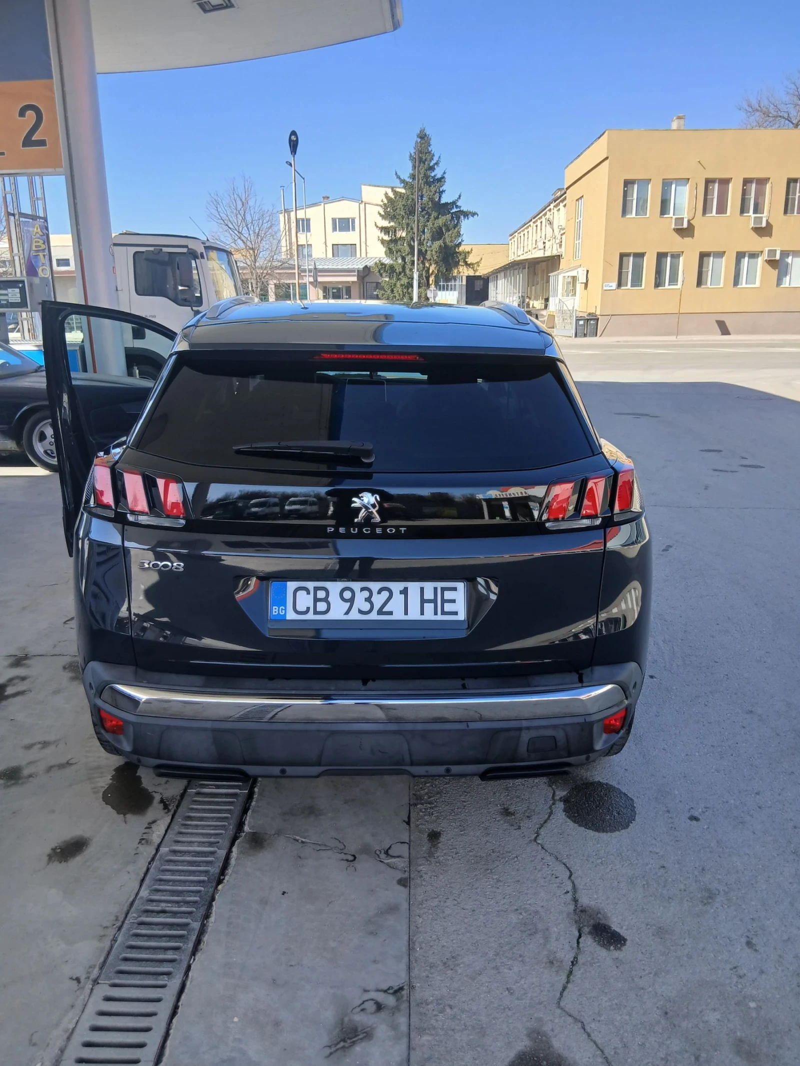 Peugeot 3008 1.2, снимка 2 - Автомобили и джипове - 54653231