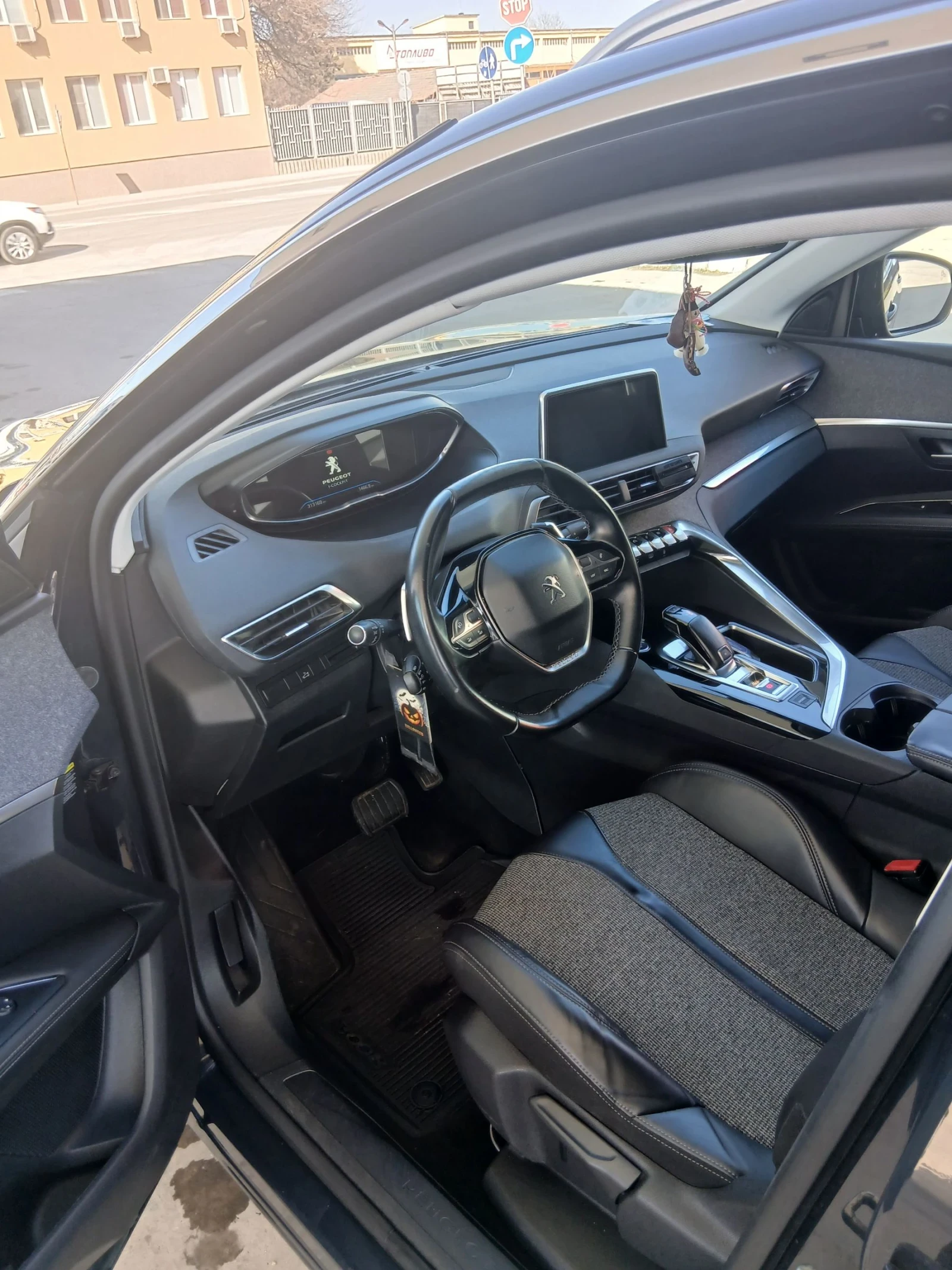 Peugeot 3008 1.2, снимка 5 - Автомобили и джипове - 54653231