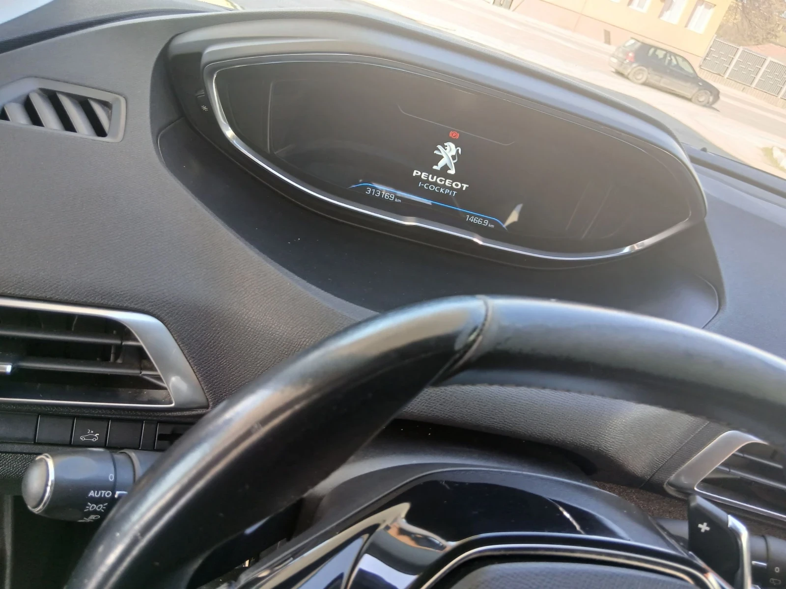 Peugeot 3008 1.2, снимка 6 - Автомобили и джипове - 54653231