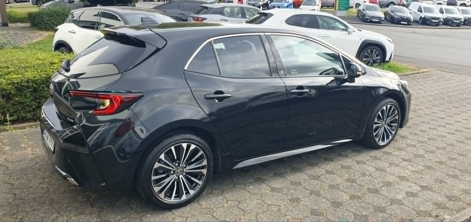 Toyota Corolla, снимка 14 - Автомобили и джипове - 54734074