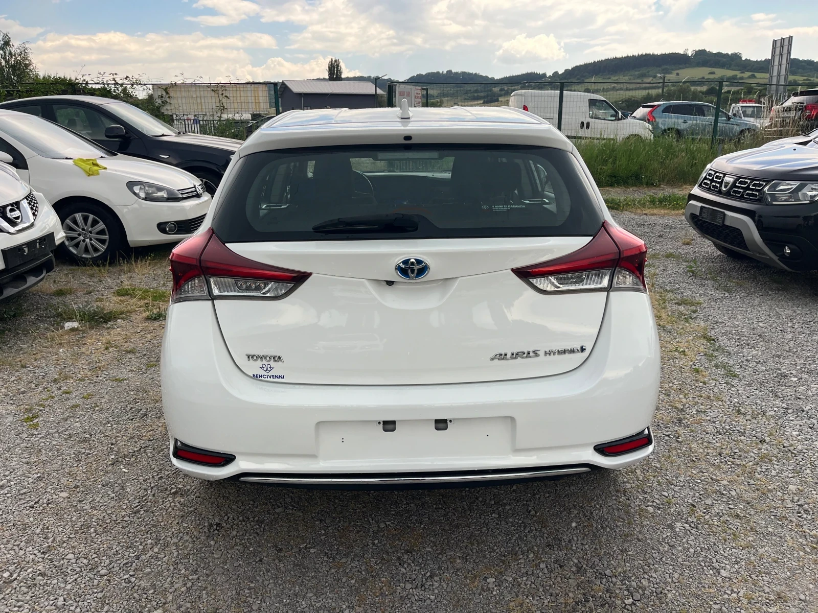 Toyota Auris 1.8 Hibrid , снимка 5 - Автомобили и джипове - 55106202