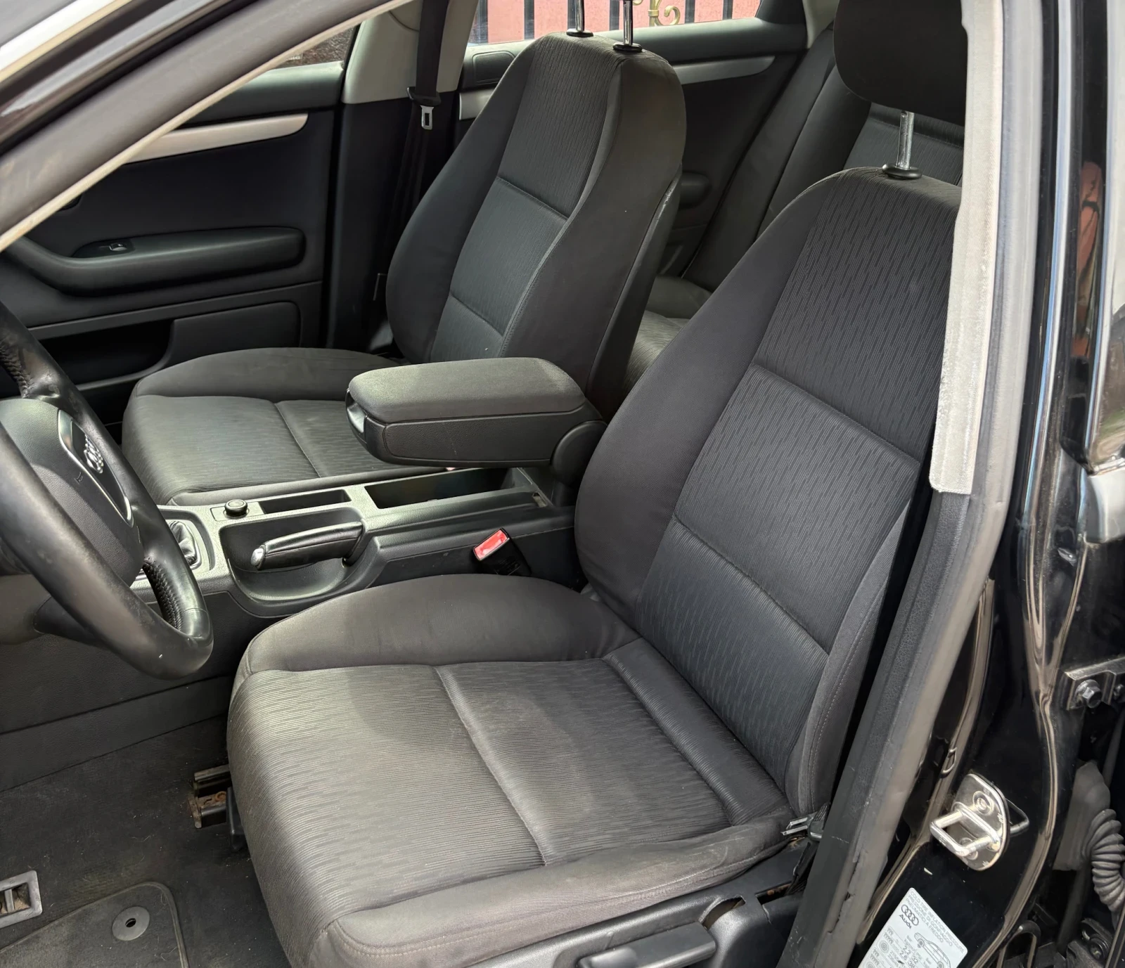 Audi A4, снимка 6 - Автомобили и джипове - 55223584