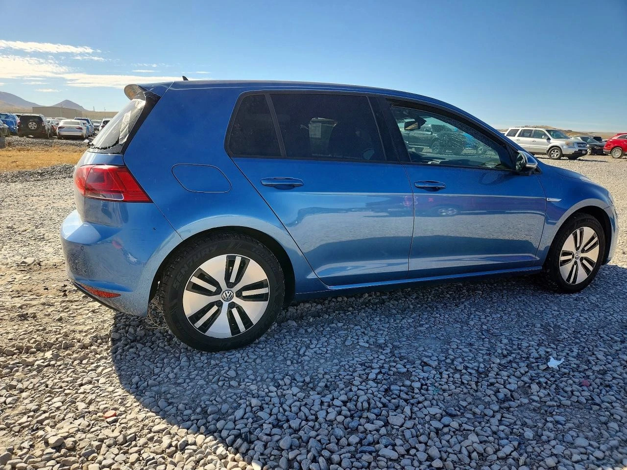 VW Golf EV SEL PREMIUM, снимка 3 - Автомобили и джипове - 56393787