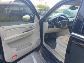 Cadillac Escalade ESV, снимка 13