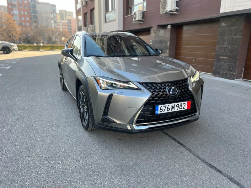 Lexus UX 250h 4x4, снимка 3 - Автомобили и джипове - 48407796