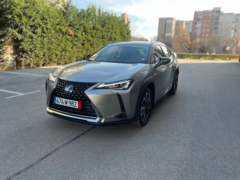 Lexus UX 250h 4x4, снимка 1 - Автомобили и джипове - 48407796