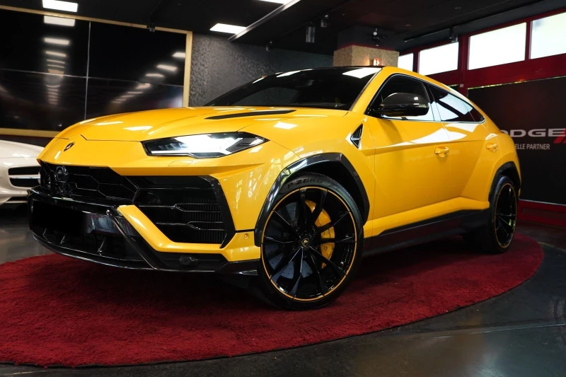 Lamborghini Urus /PEARL CAPSULE/CERAMIC/CARBON/AKRAPOVIC/B&O/PANO/, снимка 3 - Автомобили и джипове - 49178751