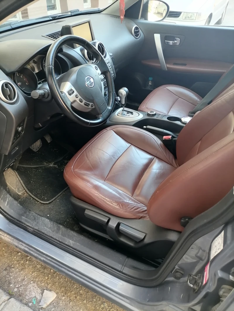 Nissan Qashqai, снимка 5 - Автомобили и джипове - 49363493