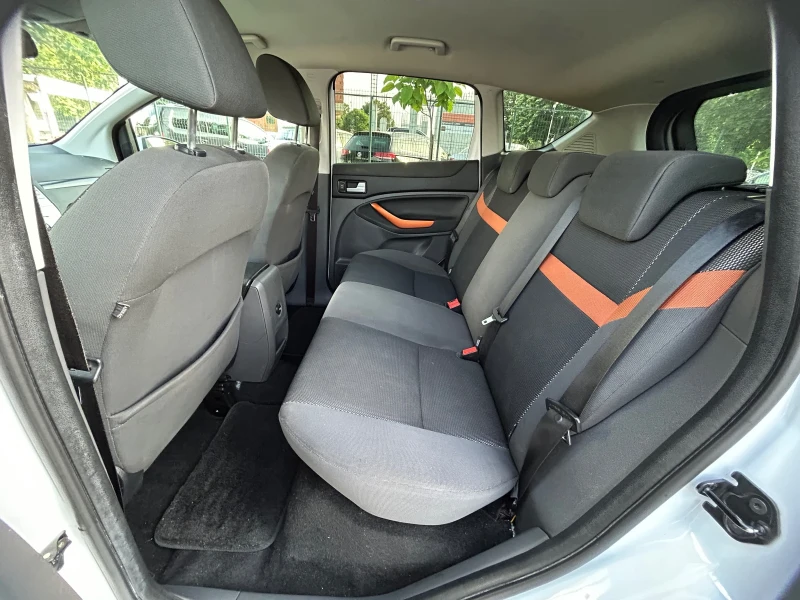 Ford Kuga 2.0HDi/136K.C./6СКОРОСТИ, снимка 14 - Автомобили и джипове - 50566707