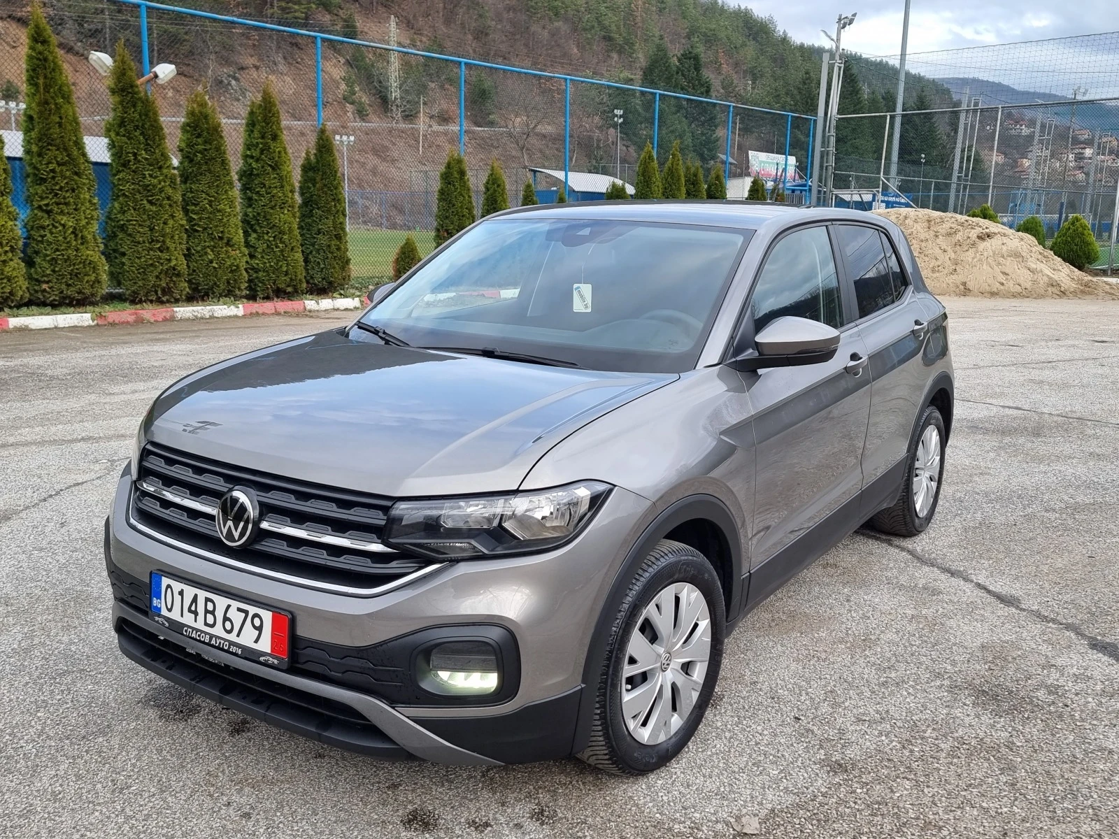 VW T-Cross 1.6 Tdi Distronik/Klima/2021g - изображение 2