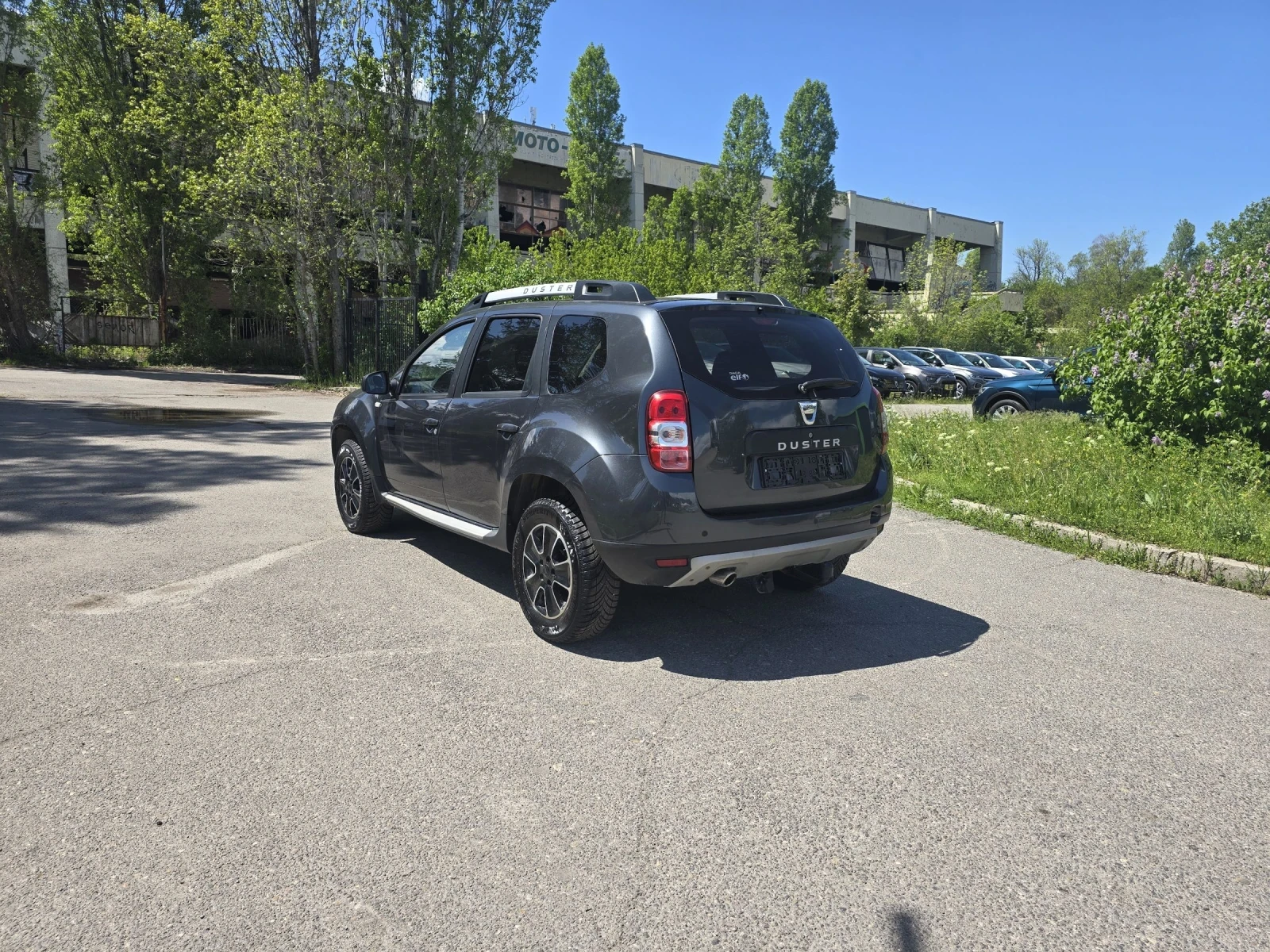 Dacia Duster 1.5DCI/110KC/4X4/NAV/LAUREAT - изображение 6