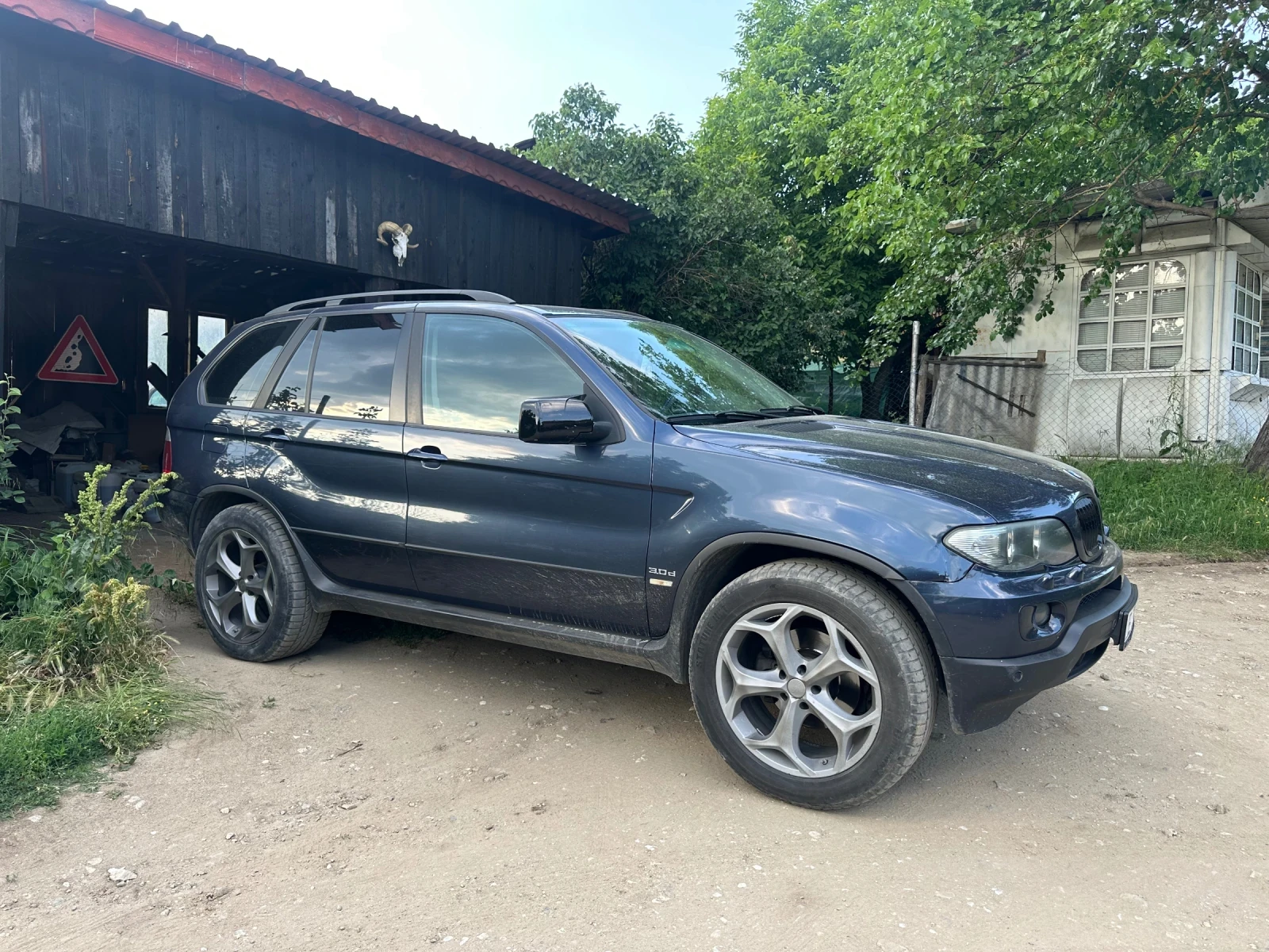 BMW X5  - изображение 8