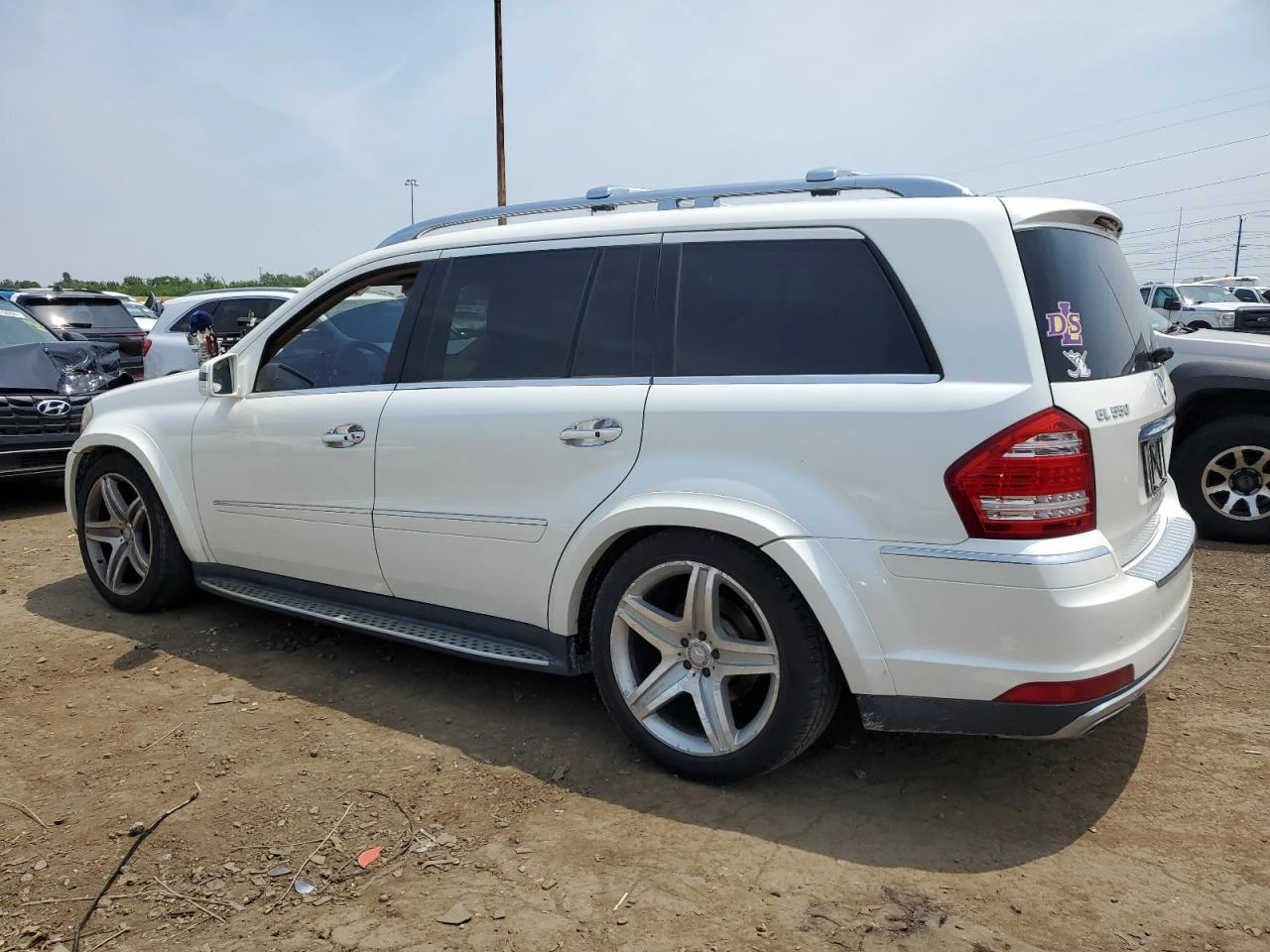 Mercedes-Benz GL 550 4MATIC Обдух* Harman/Kardon* Подгрев* ТВ* Въздух*  - изображение 2