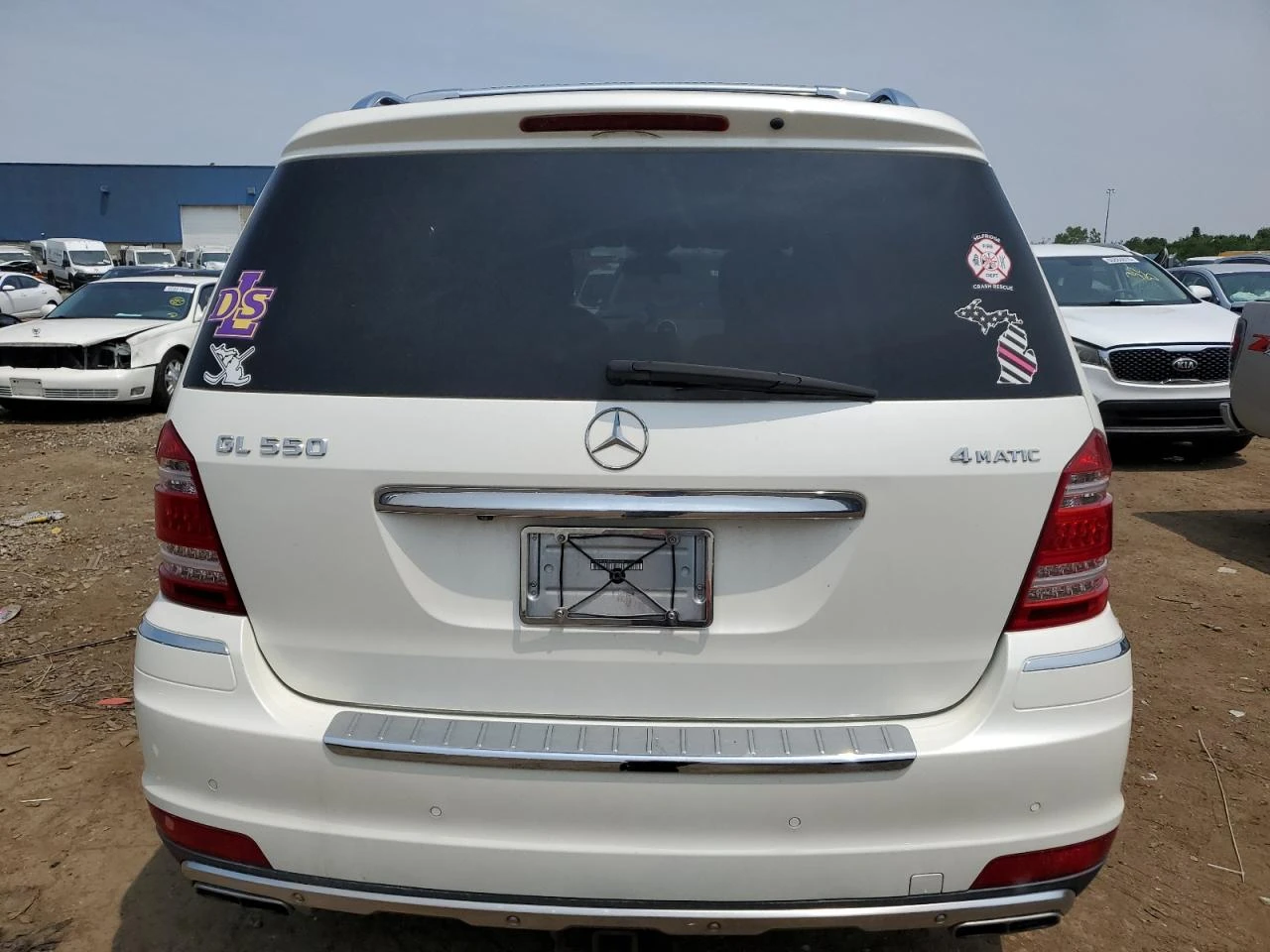 Mercedes-Benz GL 550 4MATIC Обдух* Harman/Kardon* Подгрев* ТВ* Въздух*  - изображение 3