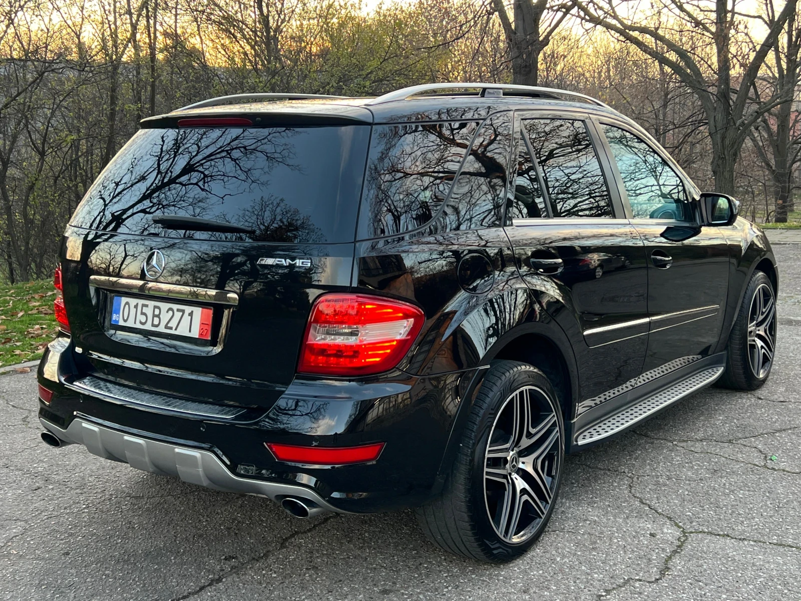 Mercedes-Benz ML 350 AMG/HARMAN KARDON/MEMORY/AIRMATIC - изображение 6