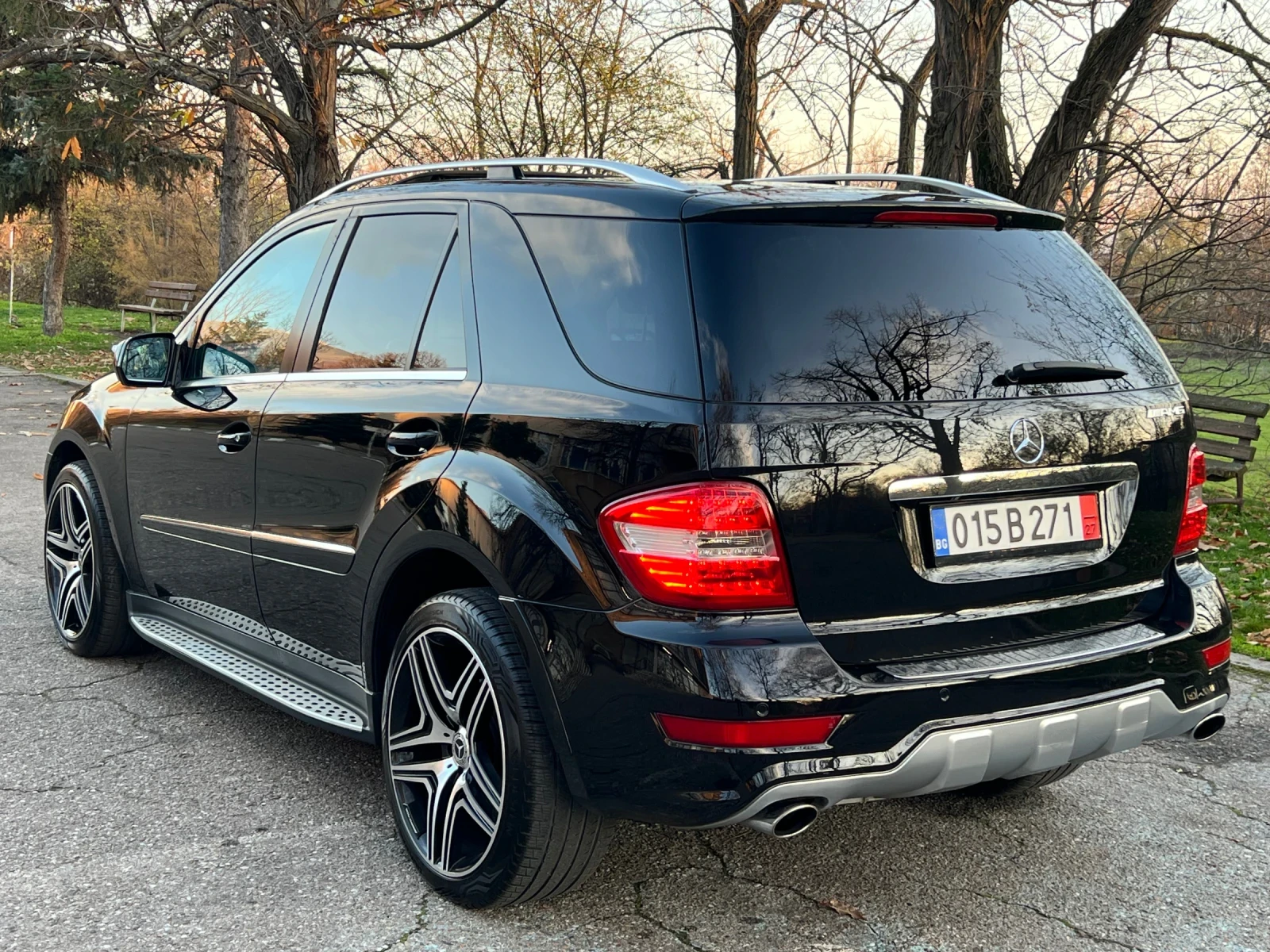 Mercedes-Benz ML 350 AMG/HARMAN KARDON/MEMORY/AIRMATIC - изображение 4