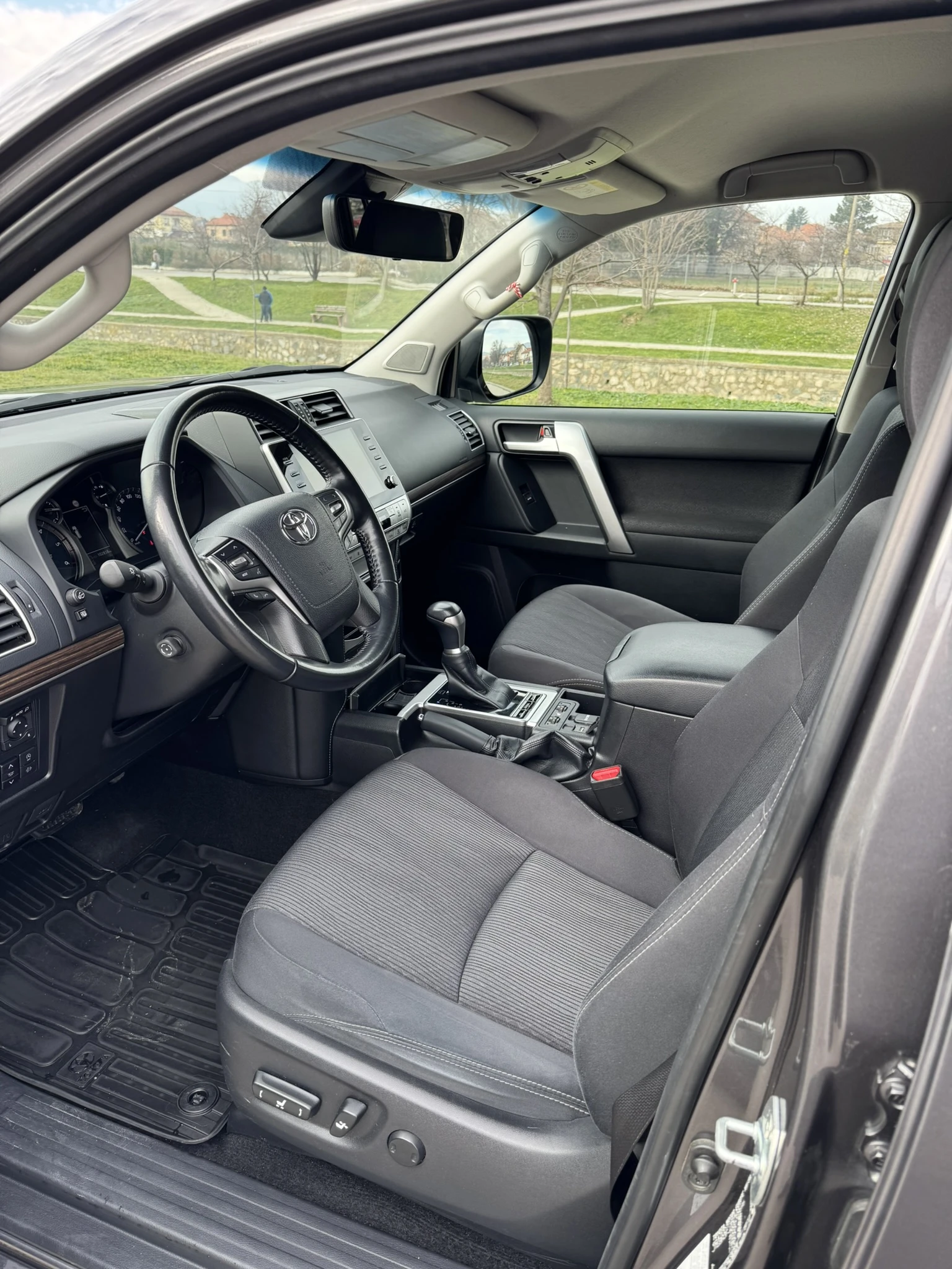 Toyota Land cruiser 2.8D 6AT - изображение 5