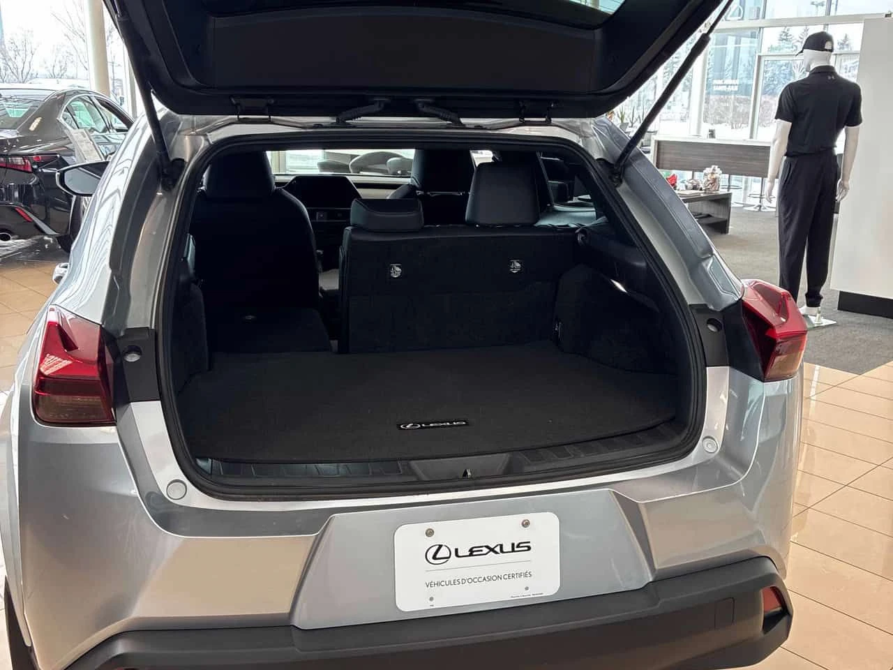 Lexus UX 250h  CARFAX | Mobile.bg � ����������� 12