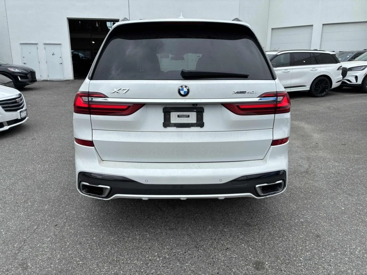 BMW X7 M-pkg | Laser  | HUD | Масаж | Въздух | Distronic, снимка 4 - Автомобили и джипове - 54488557