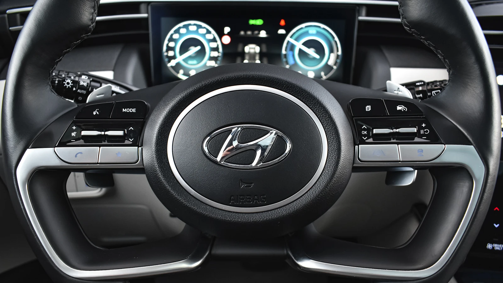 Hyundai Tucson 1.6 T-GDi PREMIUM Plug-in Hybrid 4x4 Automatic | Mobile.bg � ����������� 9