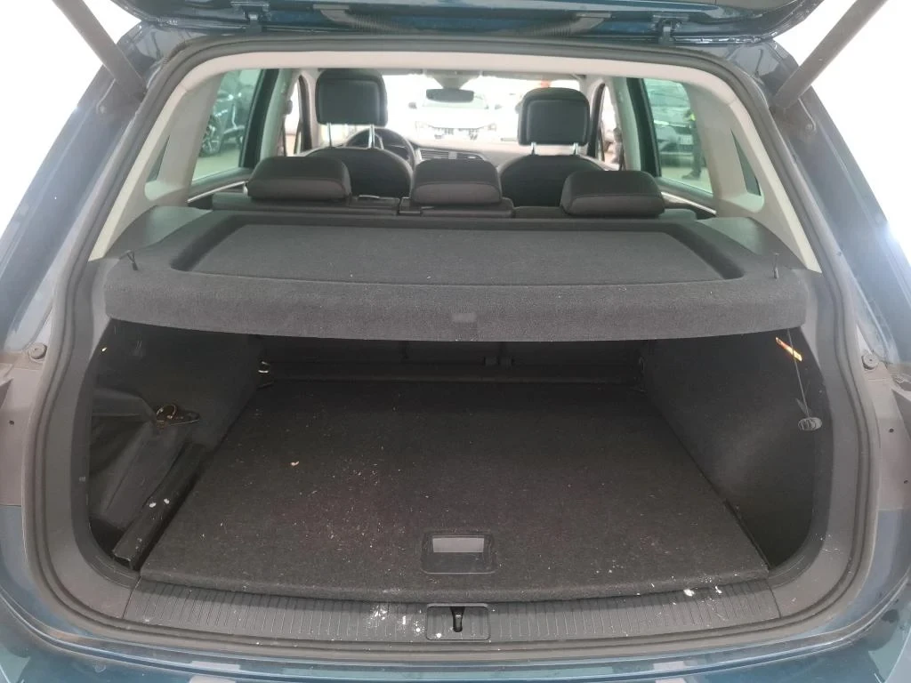VW Tiguan 2.0 TDI 150 DSG7 Elegance Exclusive Navi , снимка 12 - Автомобили и джипове - 56114018