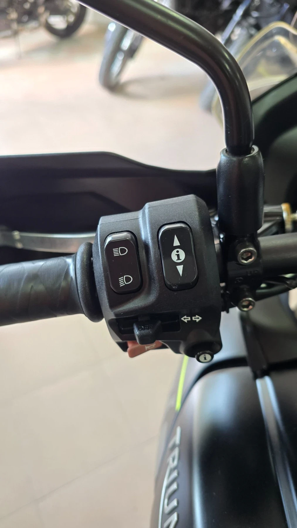 Triumph Tiger 1050 ABS ! Лизинг !, снимка 9 - Мотоциклети и мототехника - 55746701