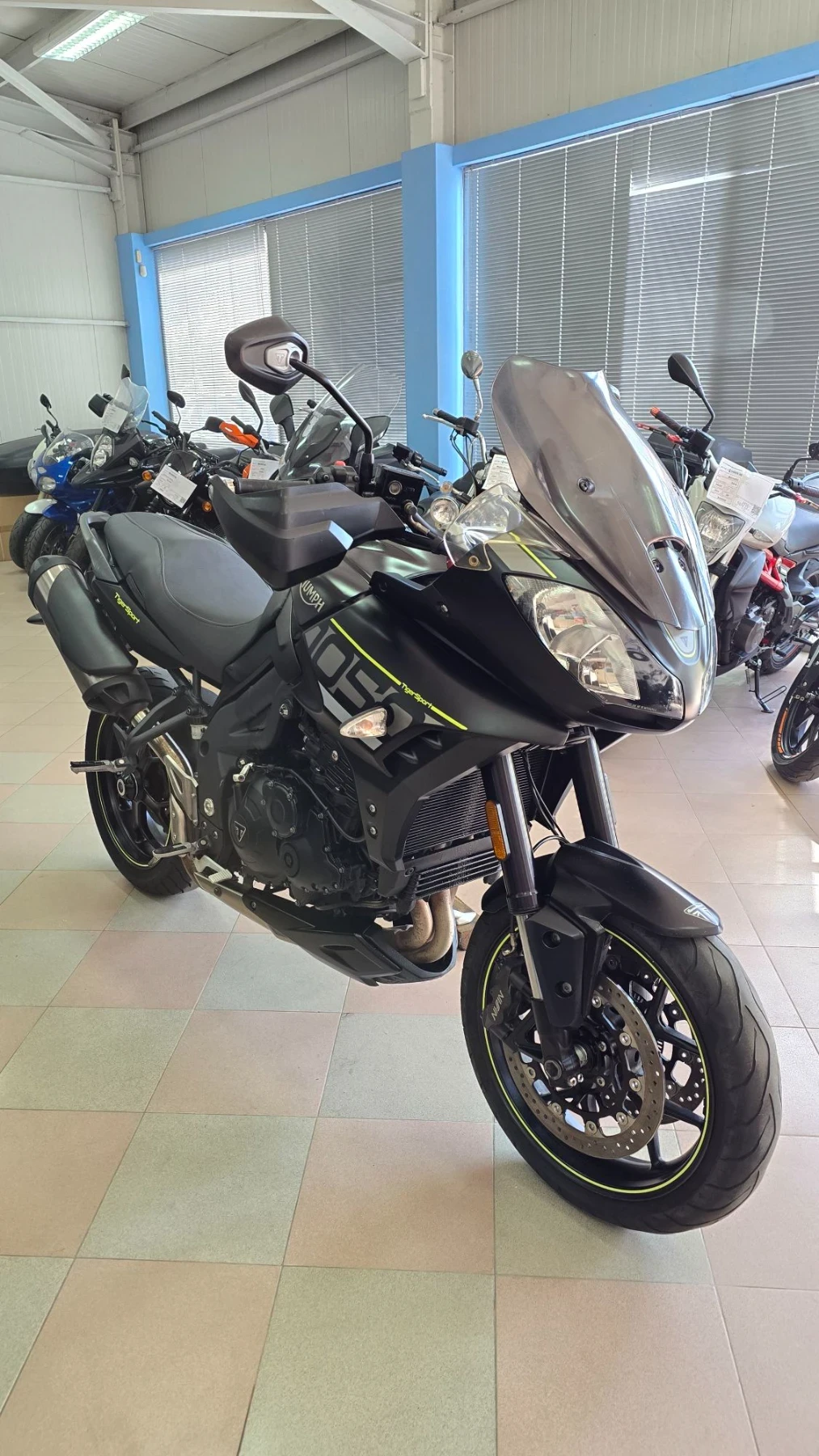 Triumph Tiger 1050 ABS ! Лизинг !, снимка 3 - Мотоциклети и мототехника - 55746701