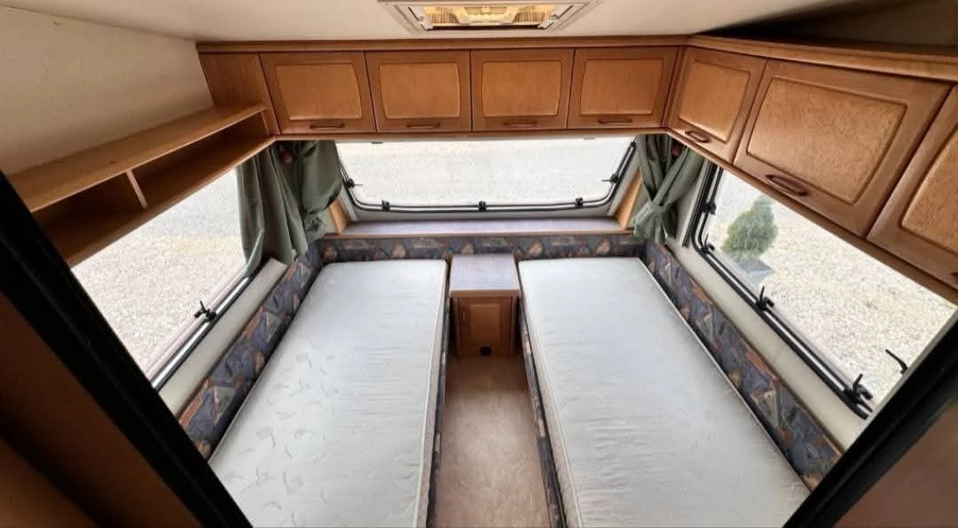 Каравана Hobby Регистрирана  , снимка 10 - Каравани и кемпери - 53916572