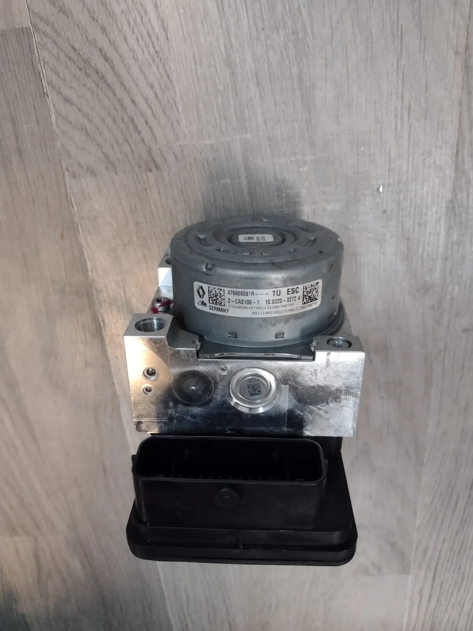 476608081R  10.0220-2272.4  ABS ����� RENAULT EXPRESS 28.5152-4244.3 | Mobile.bg � ����������� 1