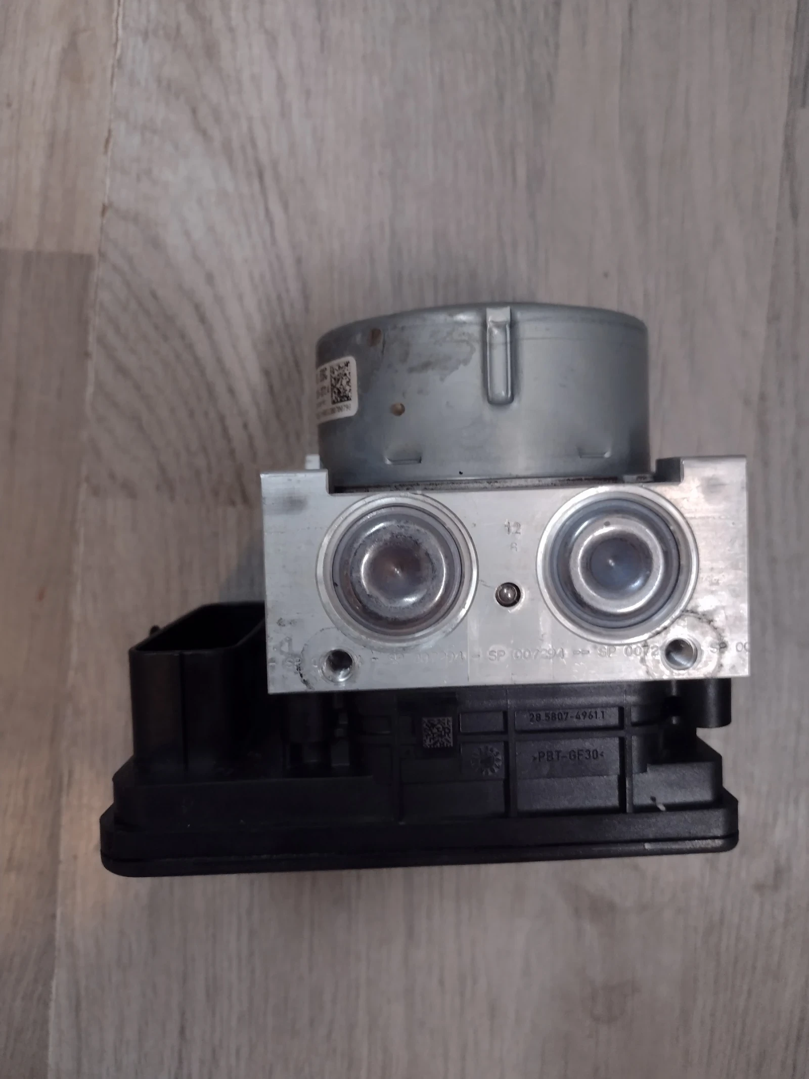 476608081R  10.0220-2272.4  ABS ����� RENAULT EXPRESS 28.5152-4244.3 | Mobile.bg � ����������� 4