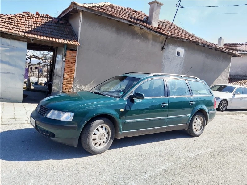 VW Passat, снимка 3 - Автомобили и джипове - 47333574