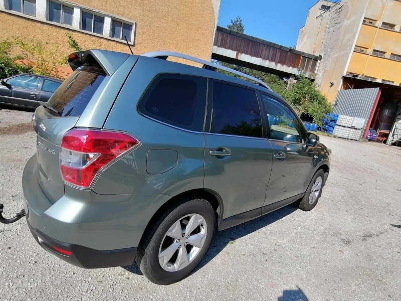 Subaru Forester, снимка 4 - Автомобили и джипове - 48211779