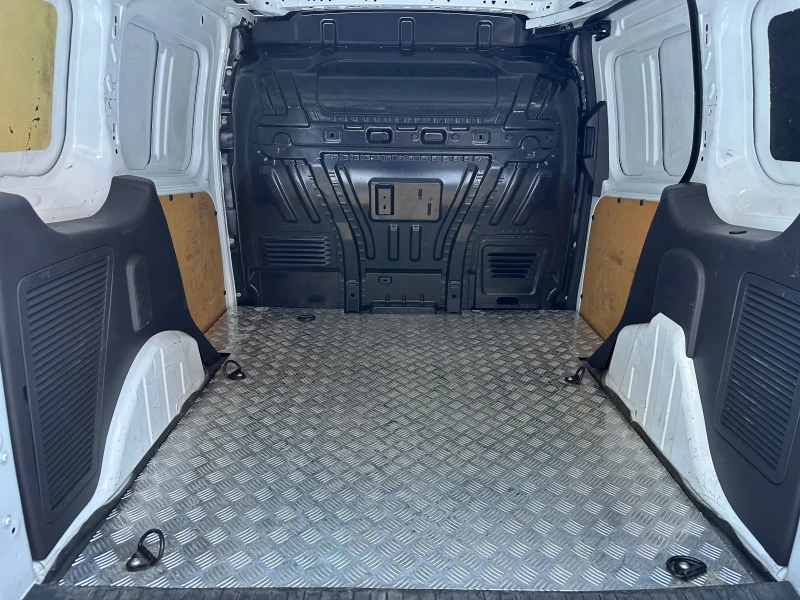 Ford Connect Transit 1.5 101к.с., снимка 3 - Автомобили и джипове - 49231519