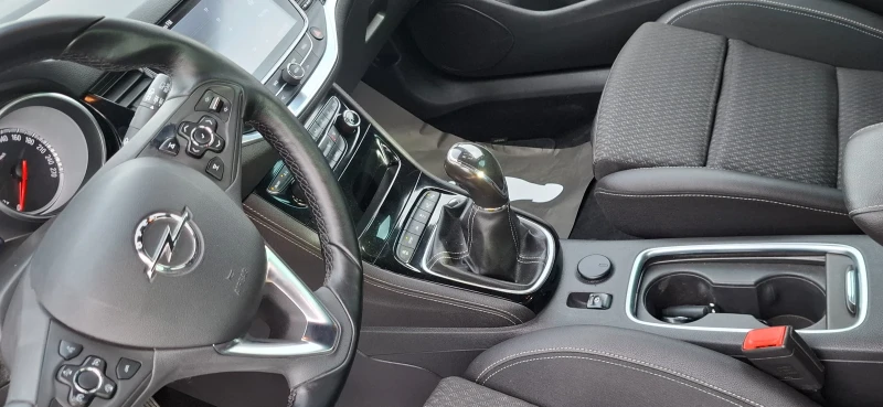 Opel Astra 1.6 Turbo Opc Line 130000km 200kc , снимка 10 - Автомобили и джипове - 52545693