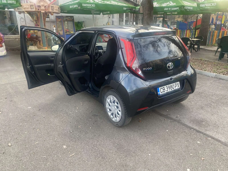 Toyota Aygo, снимка 3 - Автомобили и джипове - 52817792