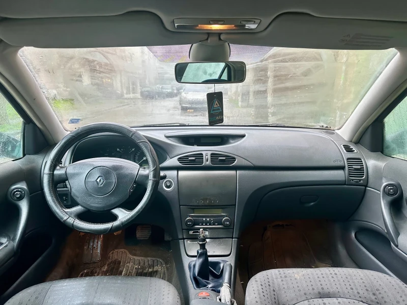 Renault Laguna 1.9 dCi, снимка 9 - Автомобили и джипове - 53416651