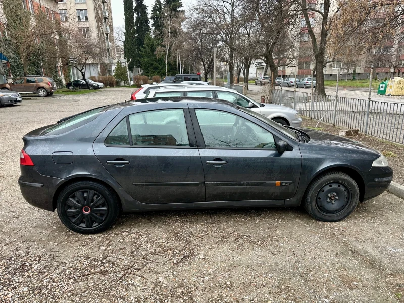 Renault Laguna 1.9 dCi, снимка 5 - Автомобили и джипове - 53416651