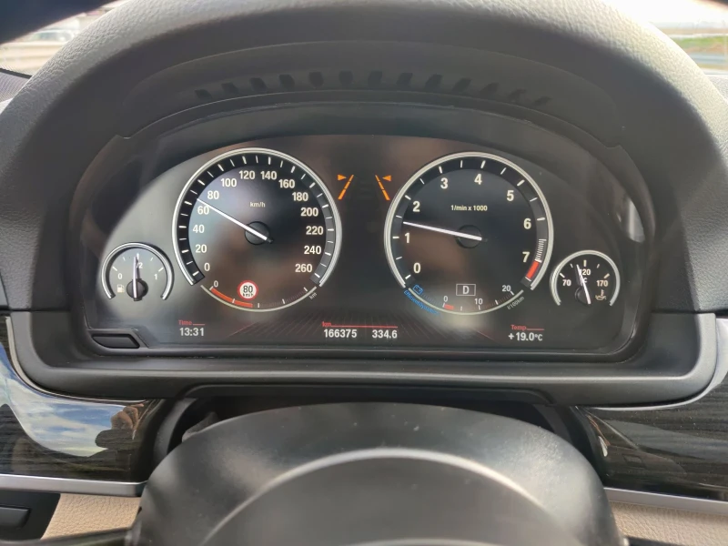 BMW 528 Xdrive, снимка 12 - Автомобили и джипове - 53459375