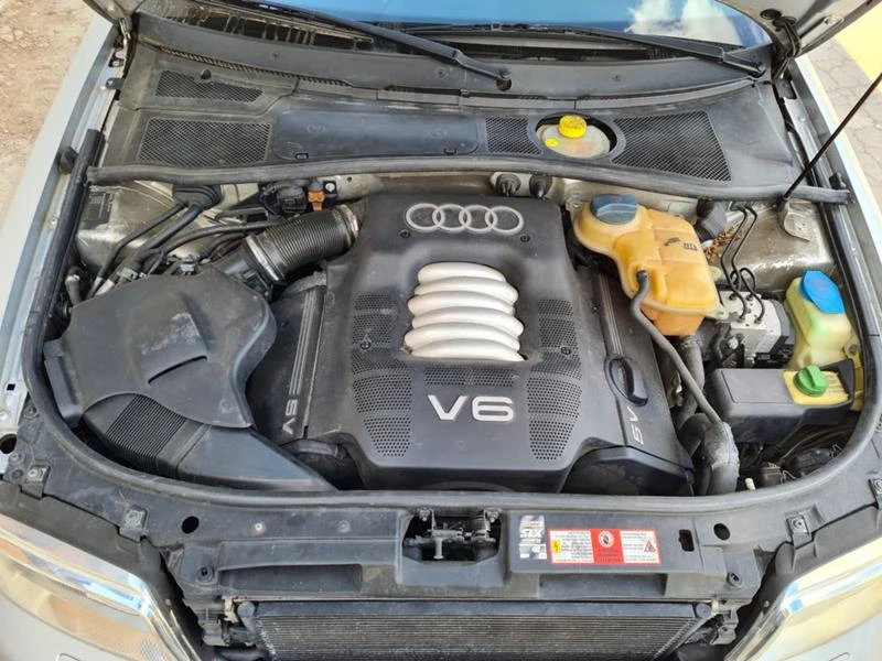 Audi A4 2.4 V6 4X4 APS, снимка 6 - Автомобили и джипове - 47659732