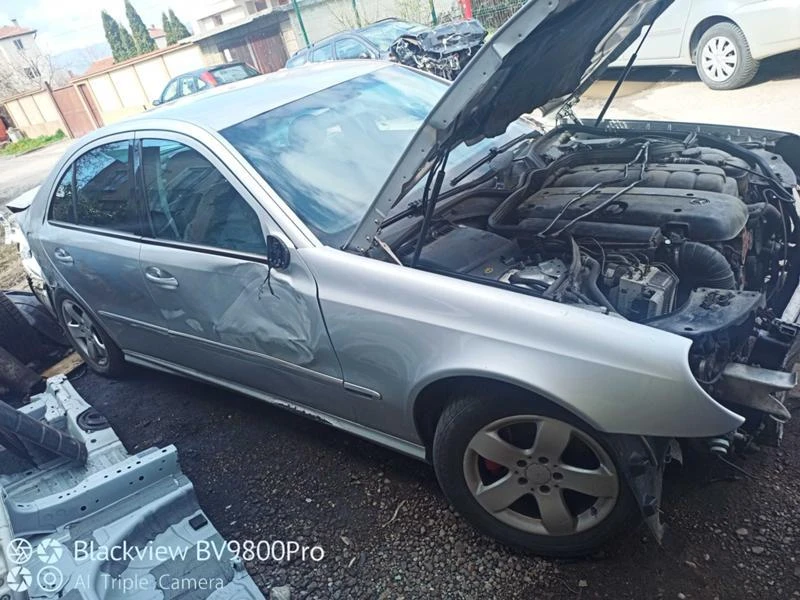 Mercedes-Benz E 320 320cdi, снимка 6 - Автомобили и джипове - 40454981