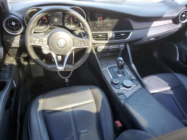 Alfa Romeo Giulia TI , снимка 8 - Автомобили и джипове - 48786129