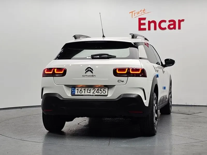 Citroen C4 Cactus 1.5 BLUEHDI SHINE, снимка 4 - Автомобили и джипове - 54849040