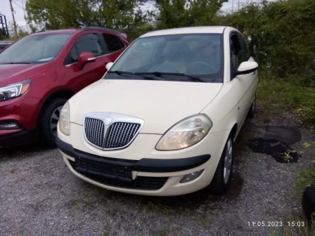 Lancia Ypsilon 1, 2 - 8V, снимка 2 - Автомобили и джипове - 55292744
