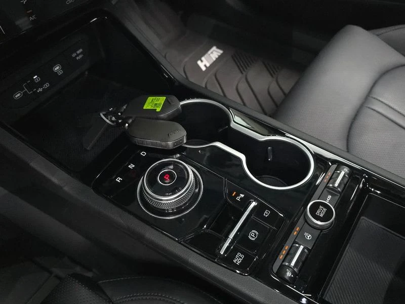 Kia K5 2.0 Automatic, снимка 11 - Автомобили и джипове - 55585988