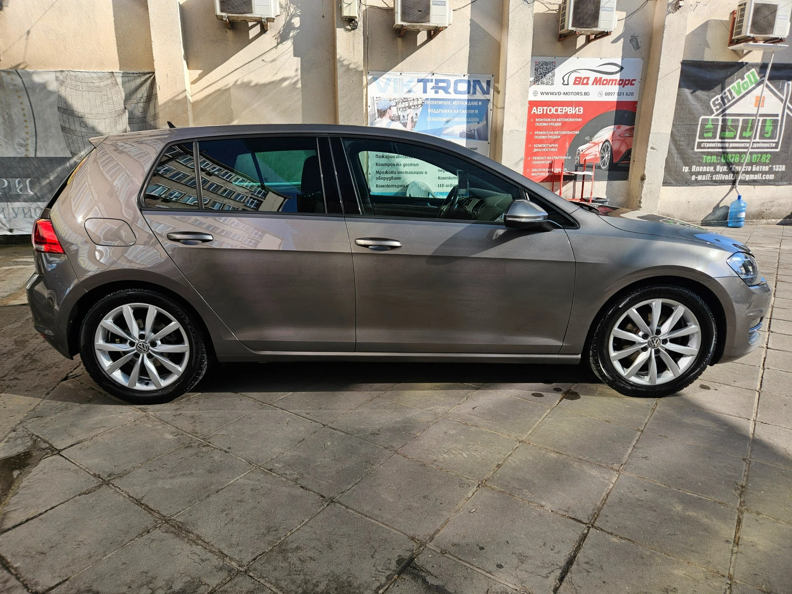 VW Golf VII R-LINE/2.0/TDI/150/DSG/DISTRONIK/ПЕЧКА/ - изображение 6