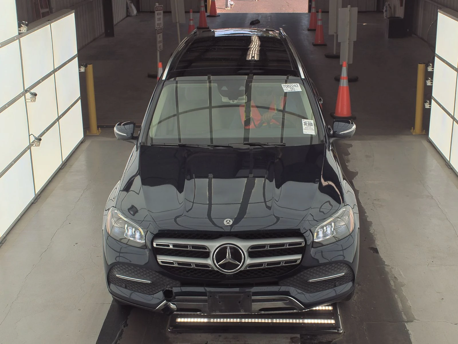 Mercedes-Benz GLS 450 BURMASTER* DISTRO* МАСАЖ* ПАНО* ОБДУХ* 7МЕСТА* FUL - изображение 2