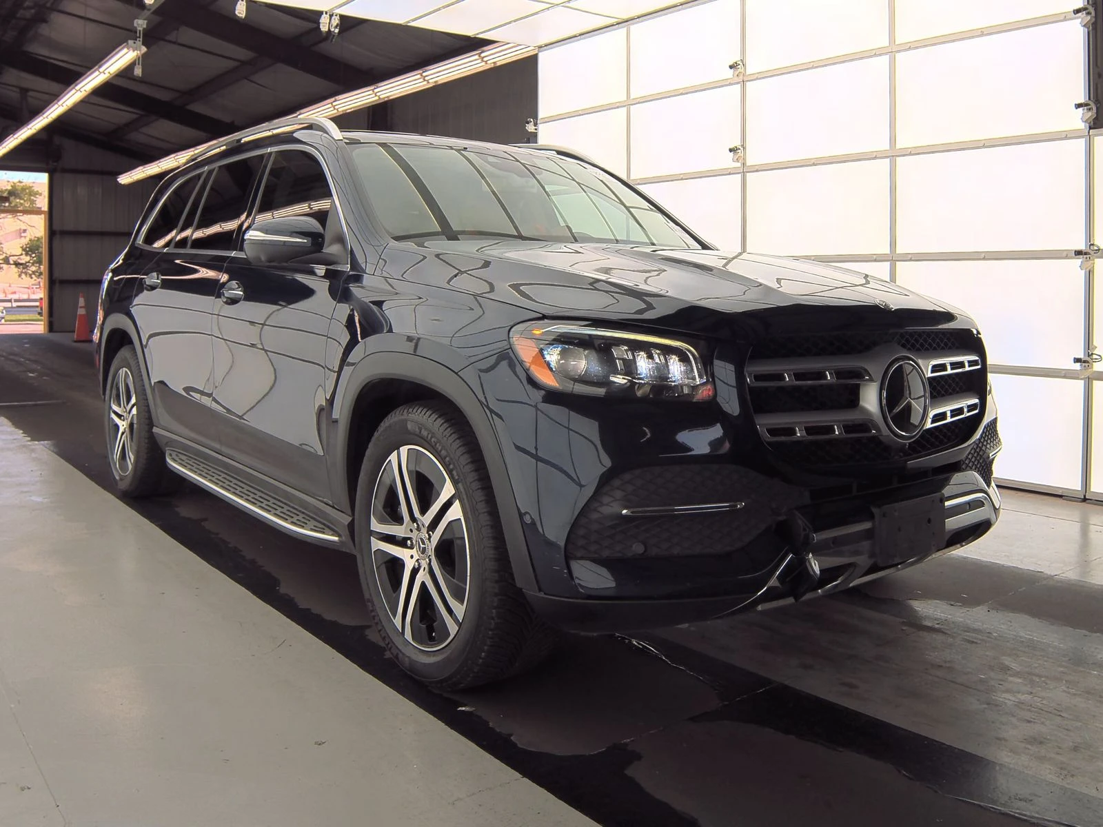 Mercedes-Benz GLS 450 BURMASTER* DISTRO* МАСАЖ* ПАНО* ОБДУХ* 7МЕСТА* FUL - изображение 3
