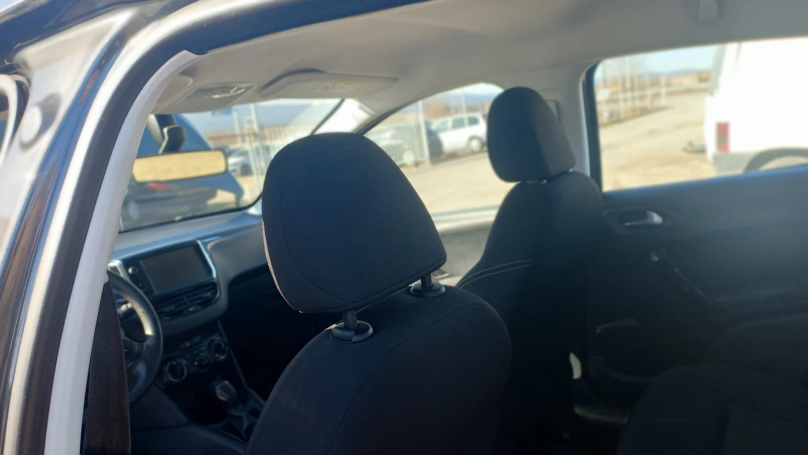 Peugeot 208 1.6 bluehdi  - изображение 9
